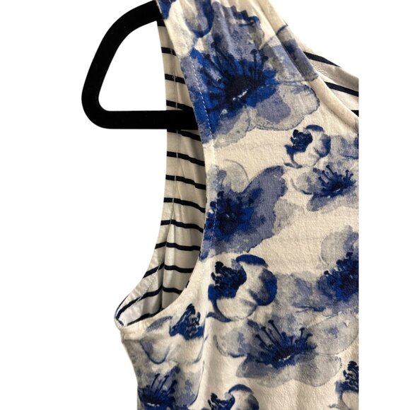 👗 2/$30 👗 Chicos Reversible Sleeveless Tank Top Size M Blue Floral & Striped C - Picture 5 of 9